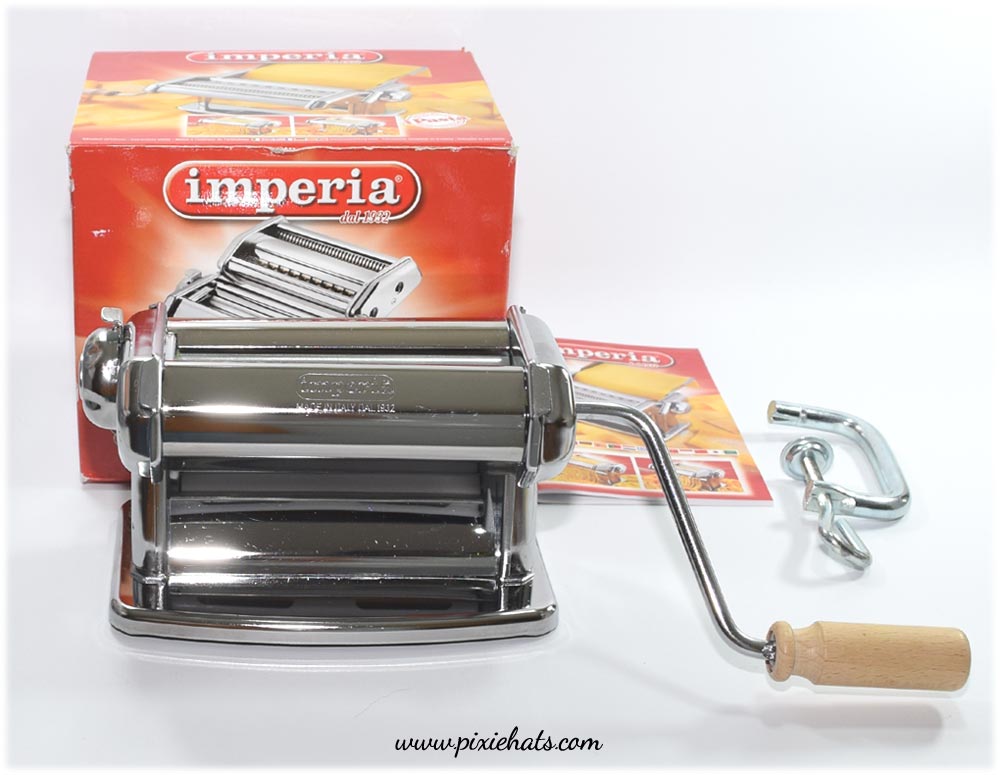 Imperia pasta machine SP150 for polymer clay