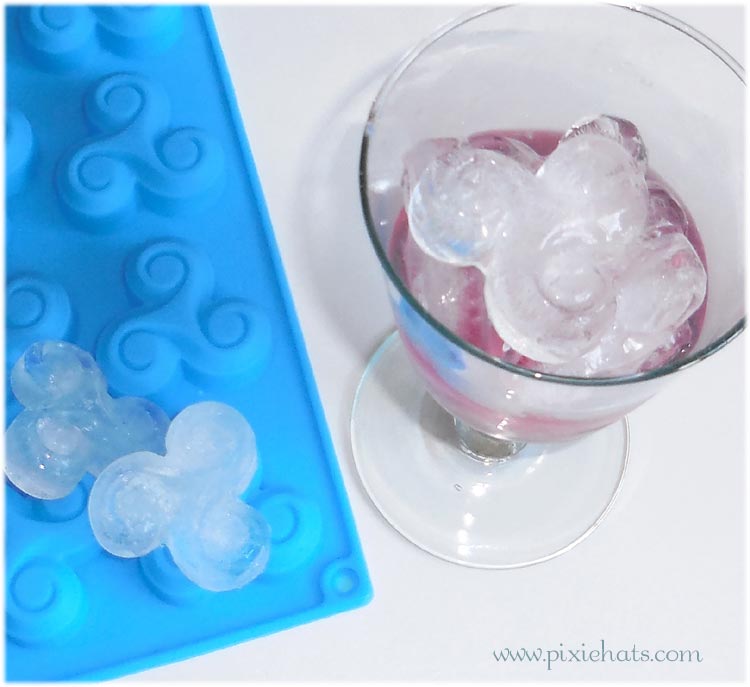 Triskele ice cubes for cool summe
rtime drinks