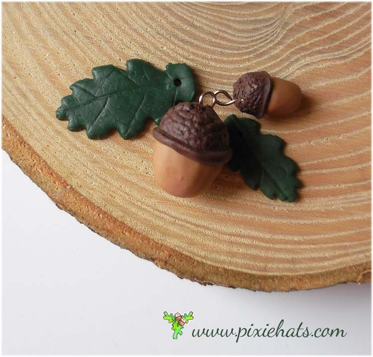 Acorn bag charm - keyring decoration