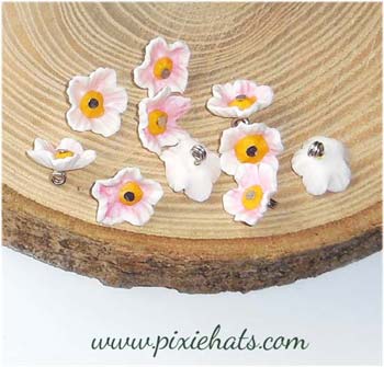 10x apple blossom beads