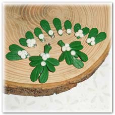 Mistletoe beads